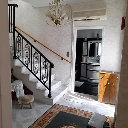 펜션 Art House Syros 에르무폴리